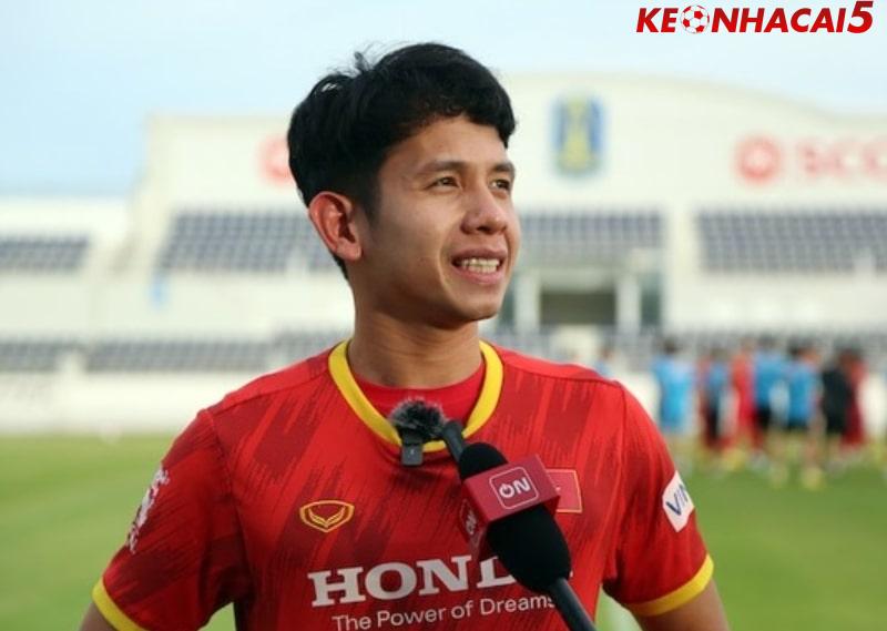 Thông tin về sự nghiệp câu lạc bộ của Nguyễn Phong Hồng Duy